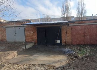 Продаю гараж, 24 м2, посёлок городского типа Усть-Донецкий, территория КОВГ Искра, 91