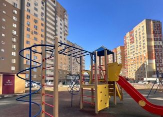 Продам 2-комнатную квартиру, 72.7 м2, Республика Башкортостан, улица Менделеева, 150/7