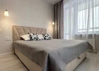 Сдаю в аренду 1-ком. квартиру, 60 м2, Тюмень, улица Мельникайте, 2к19, ЖК Горизонт