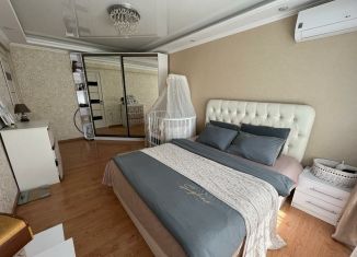 Продажа трехкомнатной квартиры, 66.4 м2, Сочи, улица Гастелло, микрорайон Голубые Дали