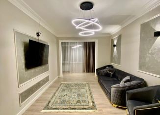 Продается 2-комнатная квартира, 88 м2, Махачкала, улица Даниялова, 101