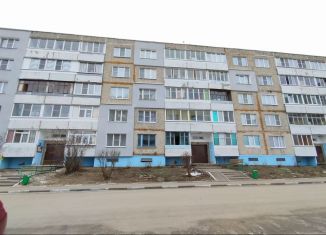 Продаю 2-ком. квартиру, 54.8 м2, Кольчугино, улица Дружбы, 26