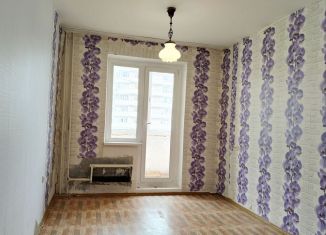 Продается 1-ком. квартира, 33 м2, Челябинск, улица Братьев Кашириных, 85А, Калининский район