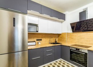 Продам двухкомнатную квартиру, 74.3 м2, посёлок Совхозный, Разливная улица, 50к4