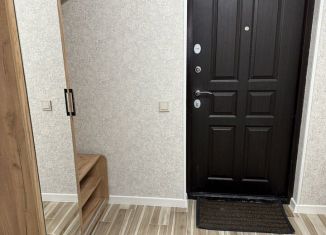 Сдаю 1-комнатную квартиру, 65 м2, Пятигорск, улица Адмиральского, 1А