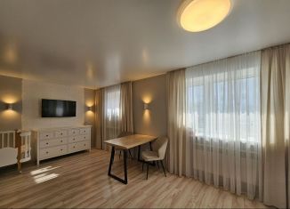 Продаю 2-ком. квартиру, 43.8 м2, Магадан, улица Горького, 7