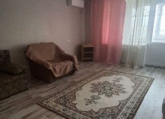 Аренда 1-комнатной квартиры, 35 м2, Крымск, Крепостная улица, 40