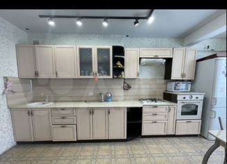 Сдам двухкомнатную квартиру, 52 м2, деревня Куюки, 3-й квартал, 11