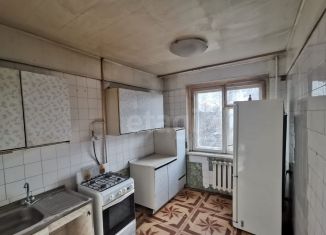 Продается двухкомнатная квартира, 50 м2, Калужская область, Карачевская улица, 19к2