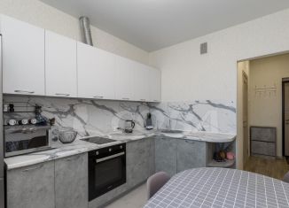 Продается 1-ком. квартира, 35 м2, Тюмень, улица Ветеранов Труда, 9А, ЖК На Ватутина