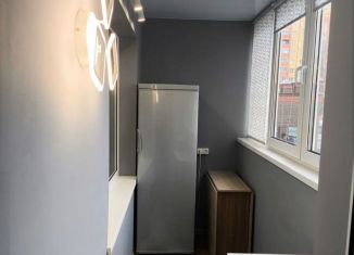 Продаю 2-комнатную квартиру, 57 м2, Йошкар-Ола, улица Строителей, 77, микрорайон Интеграл