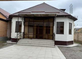 Продаю дом, 140 м2, Грозный, 1-й Окружной переулок, 8