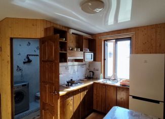 Аренда дома, 38 м2, Феодосия, Сурожская улица, 14