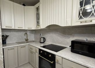 Продаю 1-ком. квартиру, 40 м2, Мурино, улица Шувалова, 44, ЖК Цвета радуги