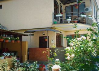 Сдам в аренду дом, 200 м2, Ялта, улица Свердлова, 22Б