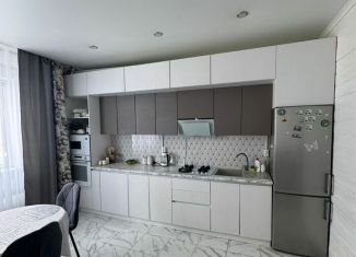 Продаю дом, 180 м2, поселок городского типа Рыбная Слобода, улица К. Сибгатуллина, 18