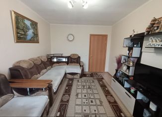 Трехкомнатная квартира на продажу, 70.5 м2, Амурская область, улица Ленина, 155
