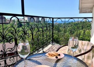 Сдаю в аренду 4-комнатную квартиру, 110 м2, Сочи, Калужская улица, 23Б, микрорайон Новый Сочи