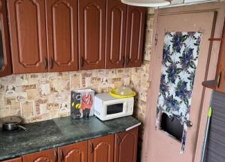 Сдам двухкомнатную квартиру, 54 м2, Москва, Кировоградская улица, 32к3, ЮАО