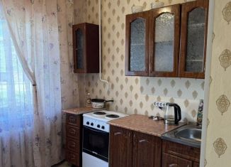 Продаю 2-комнатную квартиру, 42 м2, Биробиджан, Парковая улица, 12