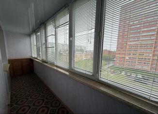 Сдаю в аренду 2-ком. квартиру, 56 м2, Йошкар-Ола, бульвар Чавайна, 23, микрорайон Сомбатхей