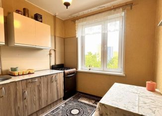 Продаю трехкомнатную квартиру, 58 м2, Москва, Донбасская улица, 6, ЮАО