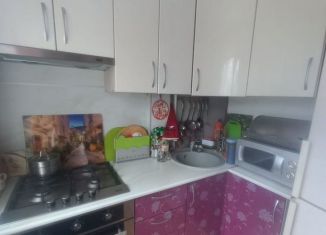 Продам трехкомнатную квартиру, 58.2 м2, Сыктывкар, Октябрьский проспект, 72