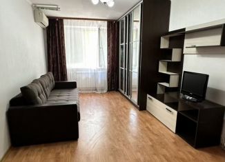 Продается однокомнатная квартира, 33 м2, Серпухов, улица Ворошилова, 136