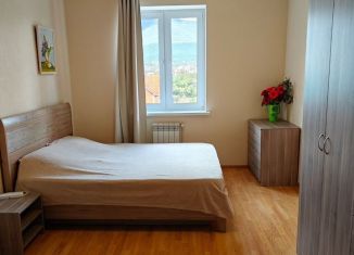 Аренда 2-ком. квартиры, 70 м2, Геленджик, Советская улица, 77