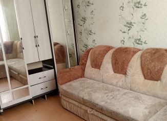 Продаю 3-ком. квартиру, 58 м2, Свердловская область, Каменская улица, 78