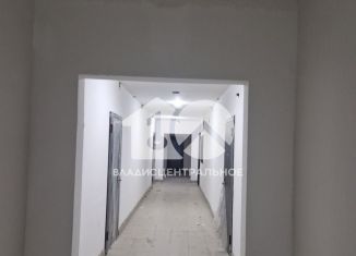Продаю однокомнатную квартиру, 42 м2, Новосибирск, улица В. Высоцкого, 144/1, метро Золотая Нива