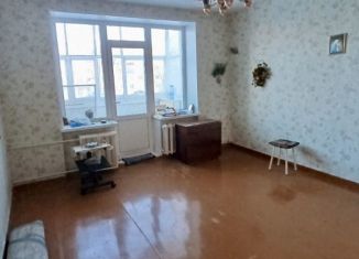 Продается двухкомнатная квартира, 53.9 м2, Свердловская область, Базстроевская улица, 8