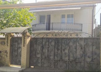 Сдается в аренду дом, 211 м2, Туапсе, улица Розы Люксембург, 15