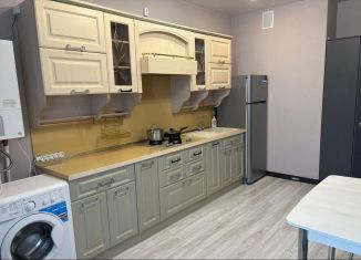 Сдам 1-ком. квартиру, 40 м2, Тверь, Оснабрюкская улица, 10к1