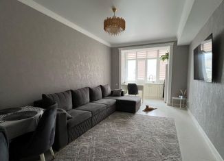 Продам 2-комнатную квартиру, 60 м2, Махачкала, Газопроводная улица, 8к2