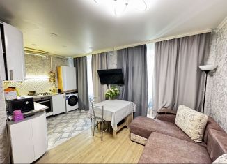 Продаю 2-ком. квартиру, 60 м2, Калуга, Центральная улица, 18