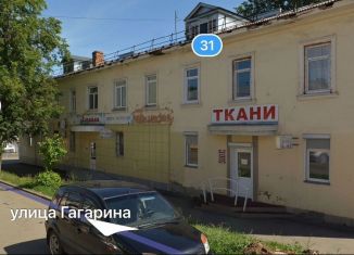 Продажа торговой площади, 115 м2, Сарапул, улица Гагарина, 31