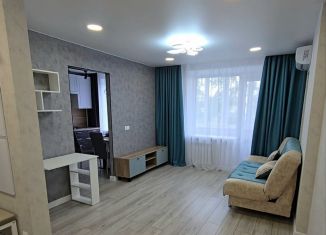 Продаю 2-комнатную квартиру, 50 м2, Челябинская область, улица Кирова, 21