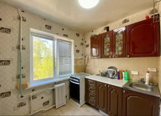 Продам 3-комнатную квартиру, 59.7 м2, Коряжма, улица Набережная им. Н. Островского, 46А