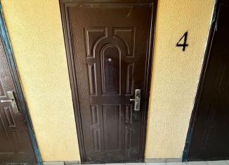 Продажа гаража, 10 м2, Ставрополь, микрорайон № 35, улица 45-я Параллель, 38