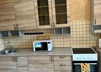 Продается двухкомнатная квартира, 56 м2, поселок Щапово, посёлок Щапово, 58