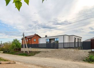 Продаю дом, 153 м2, поселок городского типа Ильский, Советская улица, 157