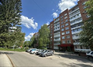 Продается 4-ком. квартира, 54 м2, Пущино, микрорайон Г, 25