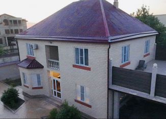 Аренда дома, 280 м2, Махачкала, Кировский внутригородской район, Береговая улица, 7