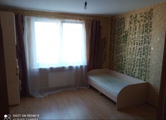 Сдача в аренду 3-ком. квартиры, 72 м2, посёлок Шушары, Ростовская улица, 1