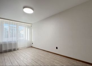 Продажа 2-ком. квартиры, 50 м2, Таганрог, улица Победы, 95, ЖК Андреевский