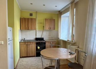 Сдам в аренду двухкомнатную квартиру, 44 м2, Пермь, улица Газеты Звезда, 56