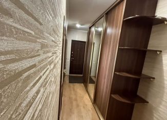 Сдача в аренду трехкомнатной квартиры, 55 м2, Москва, Солнечногорский проезд, метро Селигерская