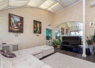 Сдам четырехкомнатную квартиру, 120 м2, Сочи, улица Яна Фабрициуса, 2/4А, микрорайон Яна Фабрициуса