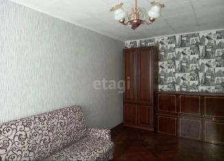 Продаю 2-ком. квартиру, 42 м2, Кириши, Советская улица, 17